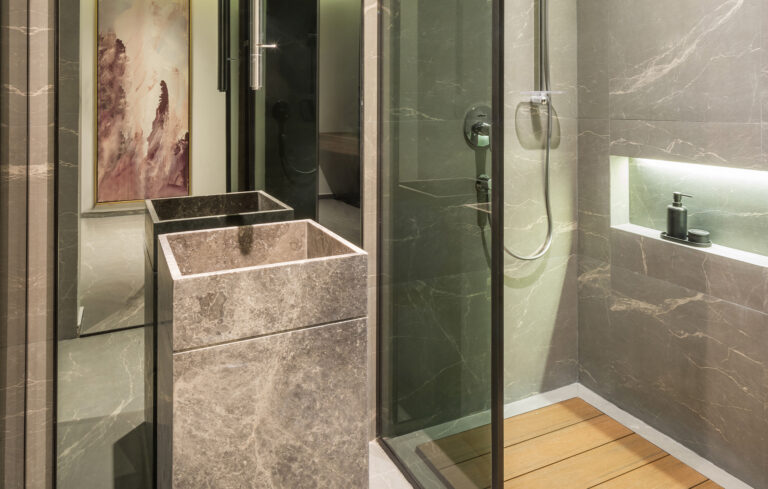 Jasmin-دورة-المياة